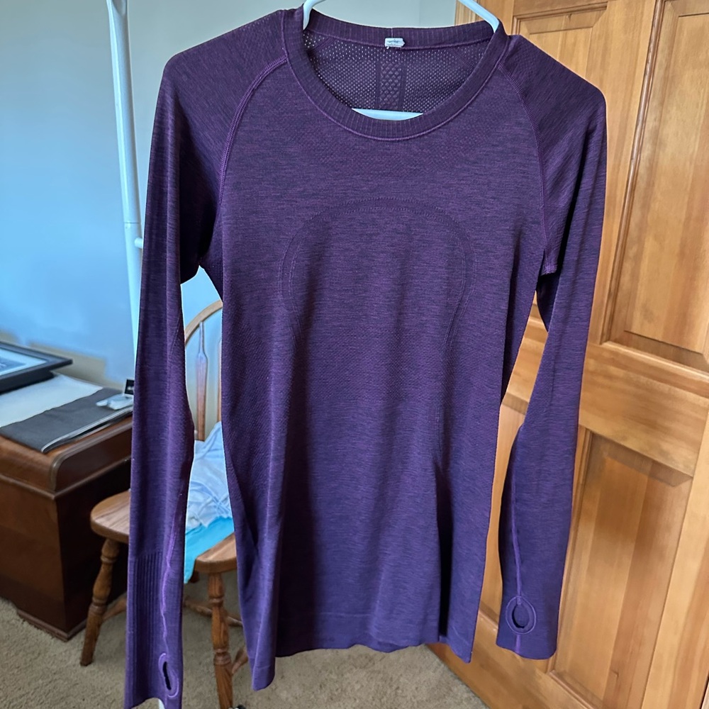 Lululemon Dark Purple Long sleeve Swifly Tech